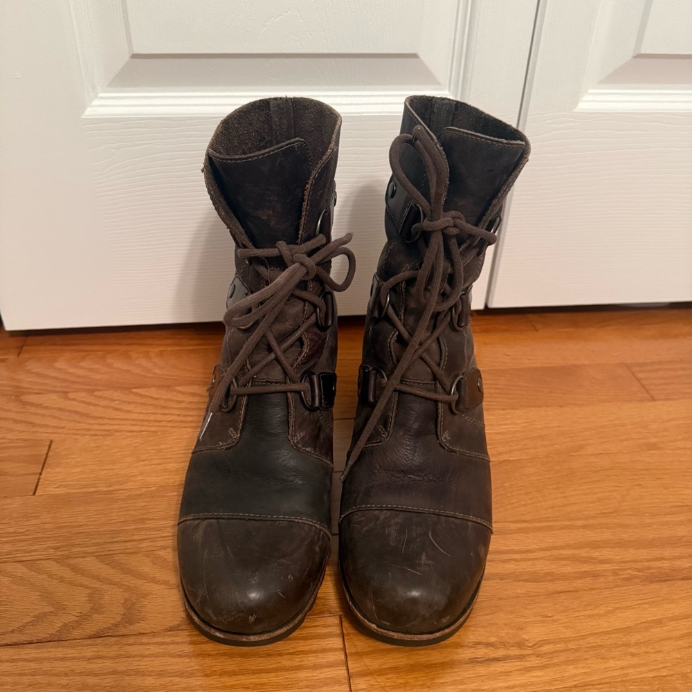Sorel Joan of Arctic Wedge Leather Boots - Picture 6 of 8